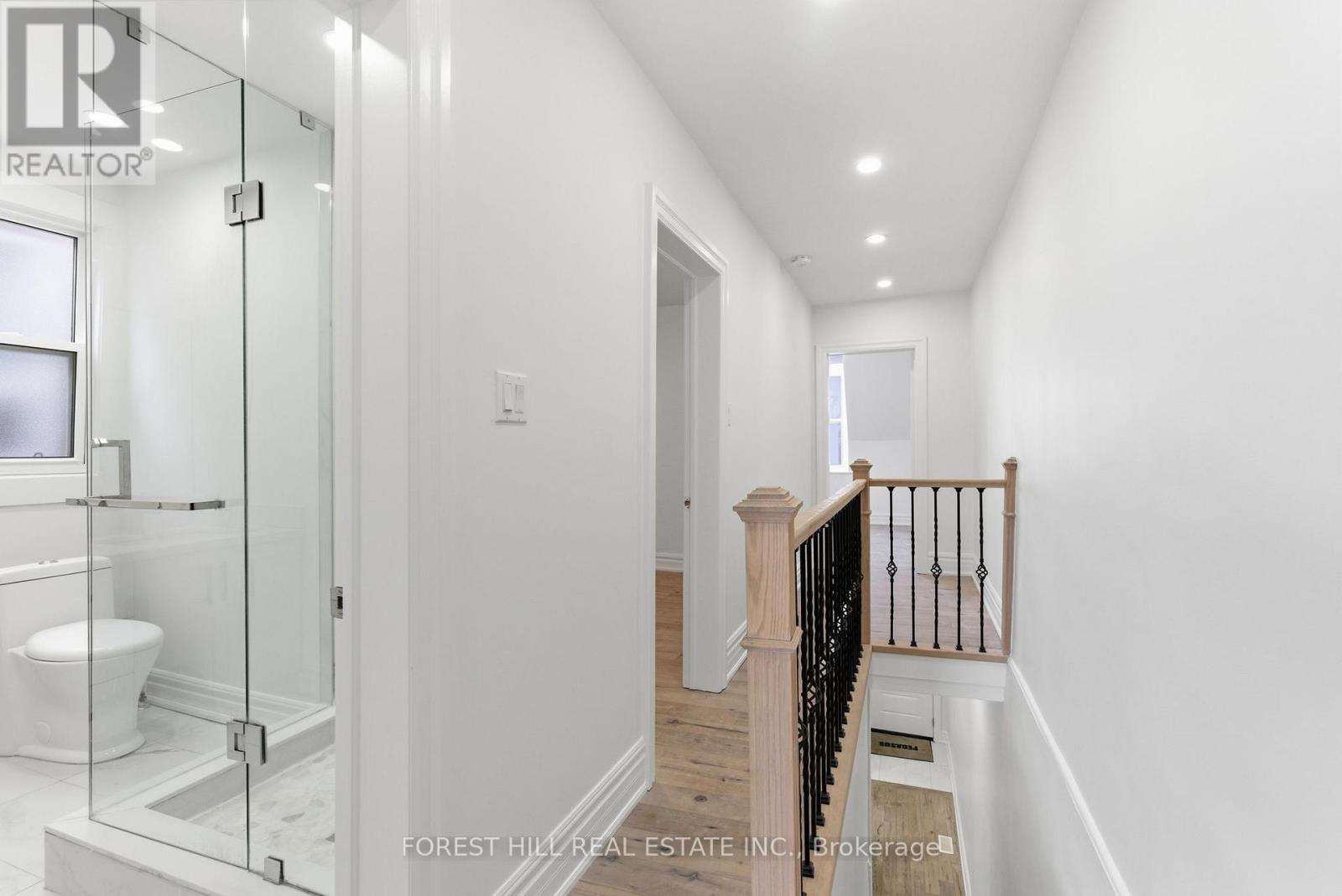 1297 Davenport Road, Toronto, Ontario  M6H 2H3 - Photo 11 - W12802656