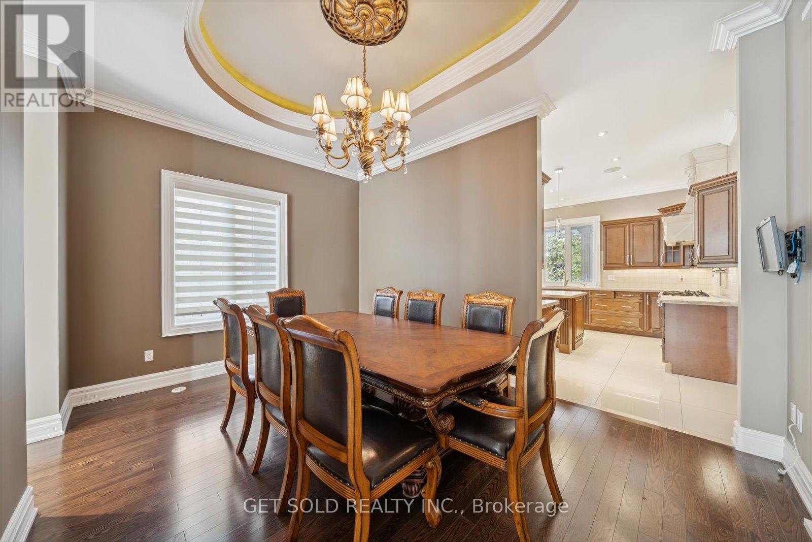 7 Tristan Court, Brampton, Ontario  L6Y 5S2 - Photo 12 - W12828096