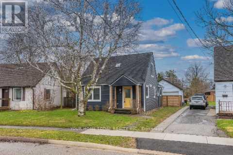 29 Normandy Boulevard, Halton Hills, Ontario  L7G 1V9 - Photo 2 - W12828552