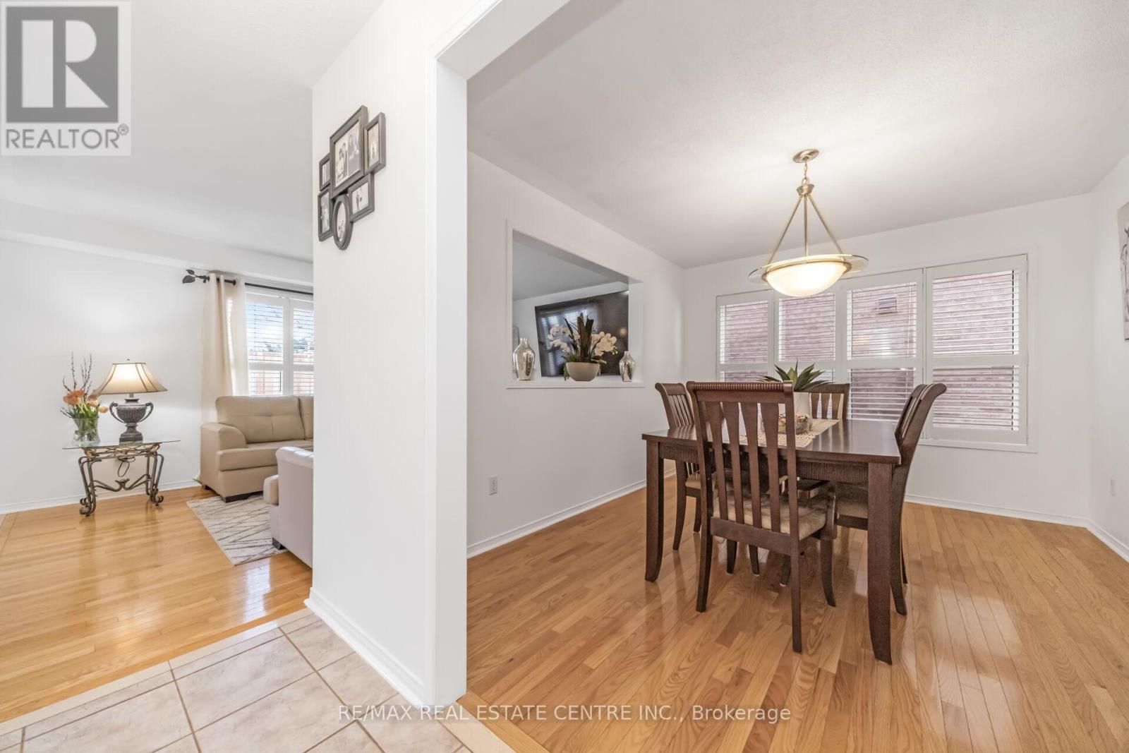 22 Mistycreek Crescent, Brampton, Ontario  L7A 3E8 - Photo 18 - W12990384