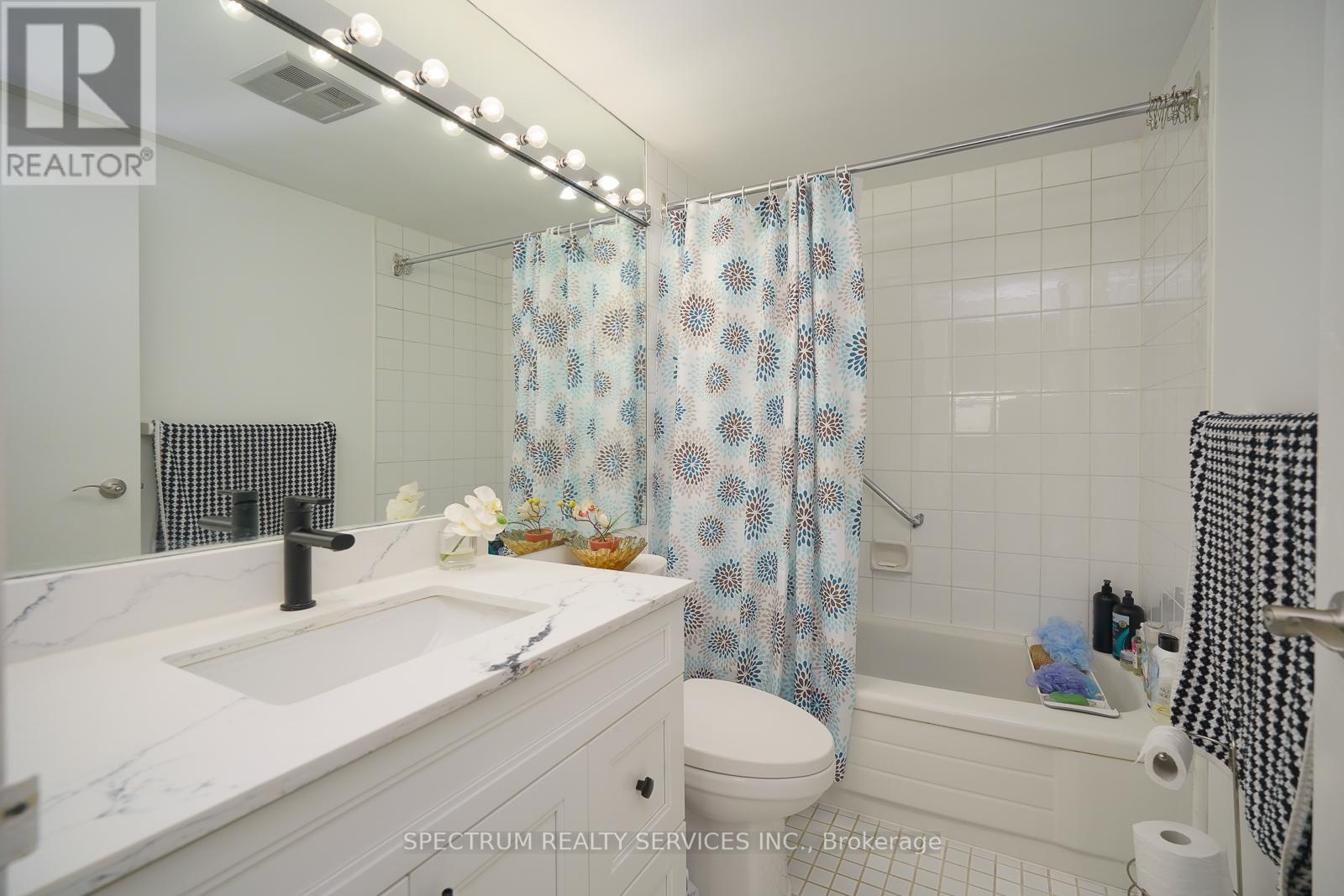 2104 - 8 Lisa Street, Brampton, Ontario L6T 4S6 - Photo 32 - W12997100