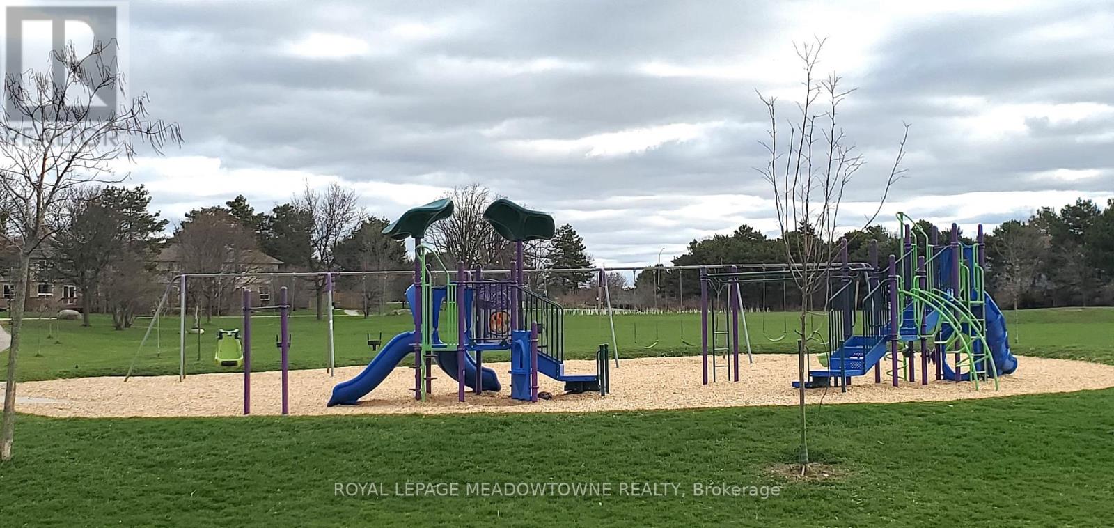 2945 Nipiwin Drive, Mississauga, Ontario  L5N 1Y1 - Photo 48 - W12996866