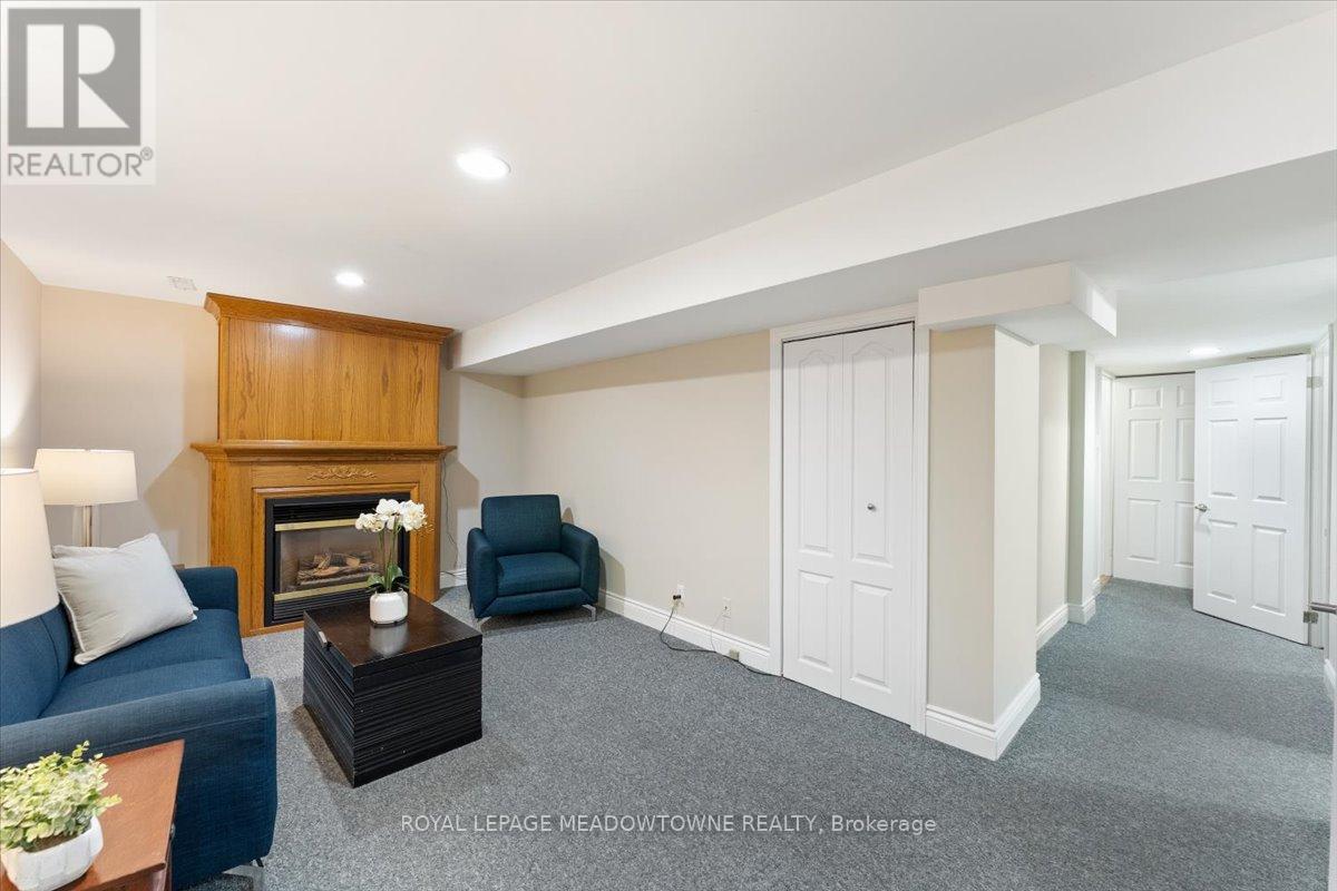 2945 Nipiwin Drive, Mississauga, Ontario  L5N 1Y1 - Photo 25 - W12996866