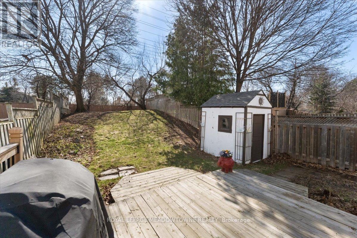 2945 Nipiwin Drive, Mississauga, Ontario  L5N 1Y1 - Photo 33 - W12996866