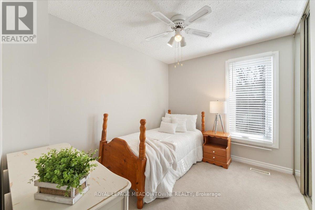 2945 Nipiwin Drive, Mississauga, Ontario  L5N 1Y1 - Photo 21 - W12996866