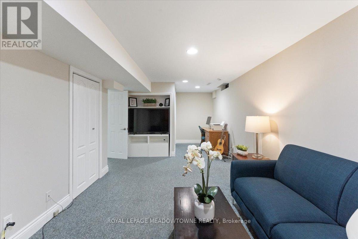 2945 Nipiwin Drive, Mississauga, Ontario  L5N 1Y1 - Photo 26 - W12996866