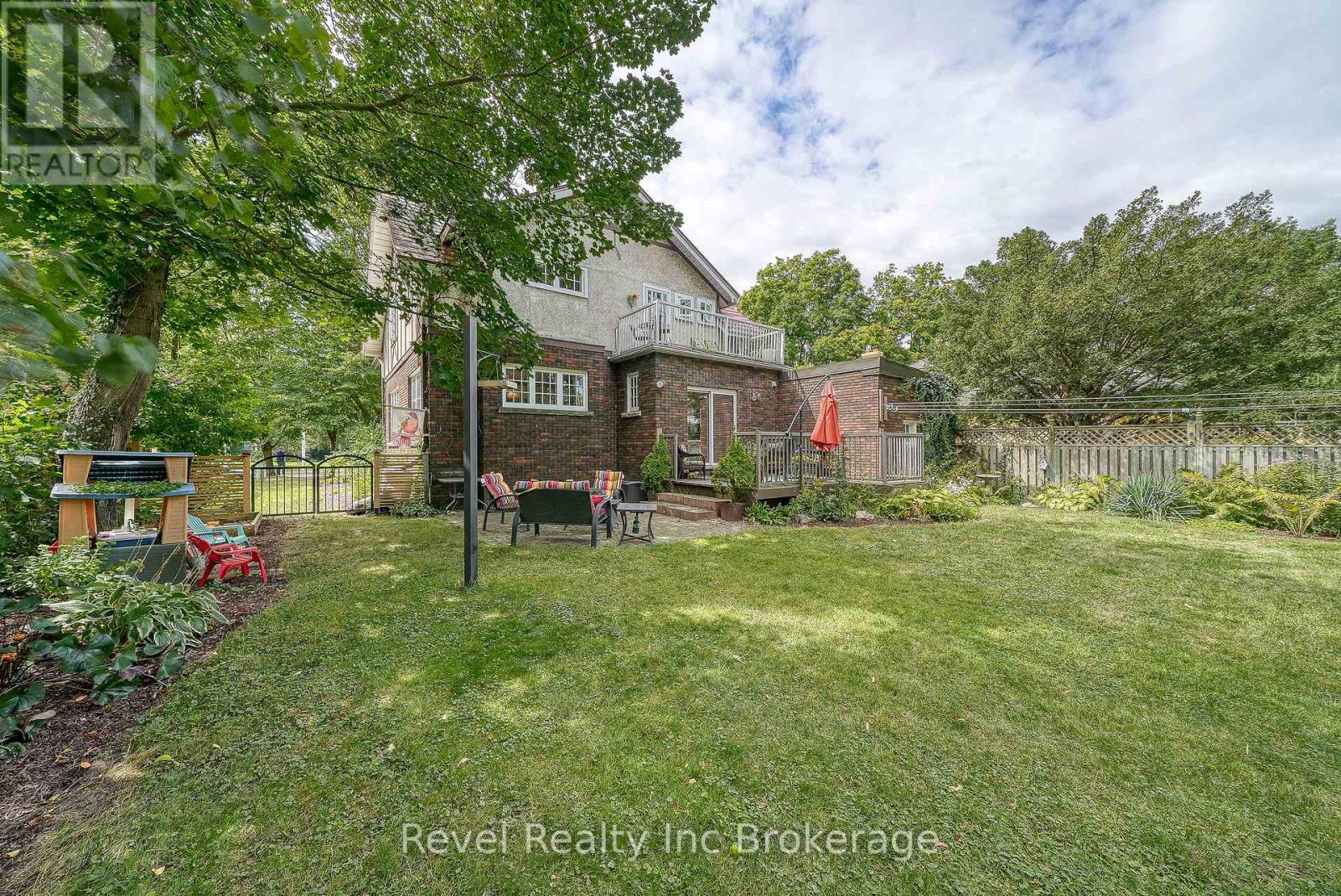 140 Vansittart Avenue, Woodstock, Ontario  N4S 6E6 - Photo 38 - X12841034