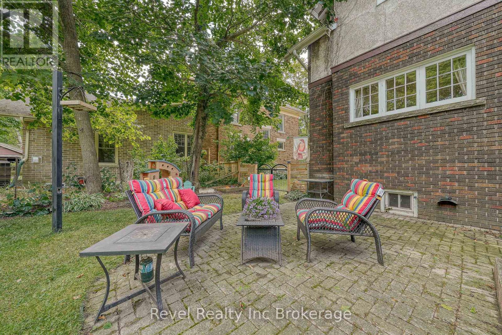 140 Vansittart Avenue, Woodstock, Ontario  N4S 6E6 - Photo 37 - X12841034