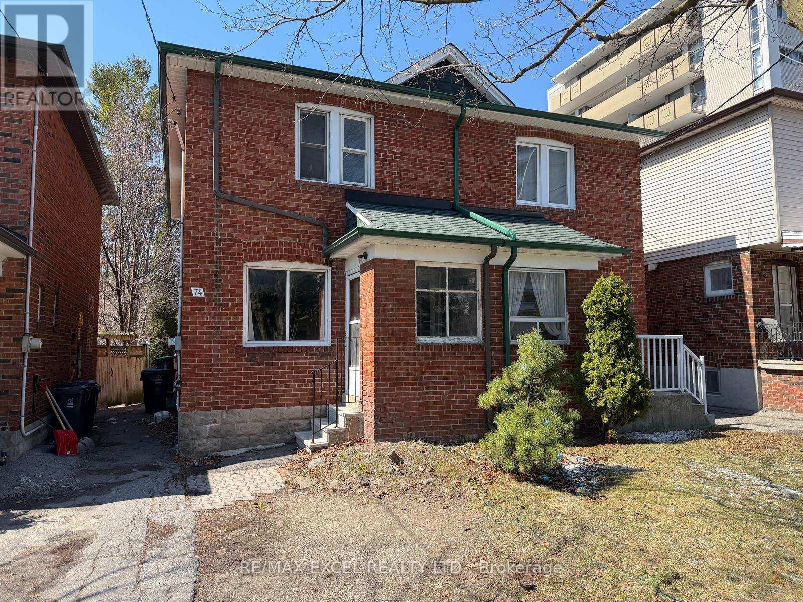 74 BANFF ROAD, Toronto, Ontario