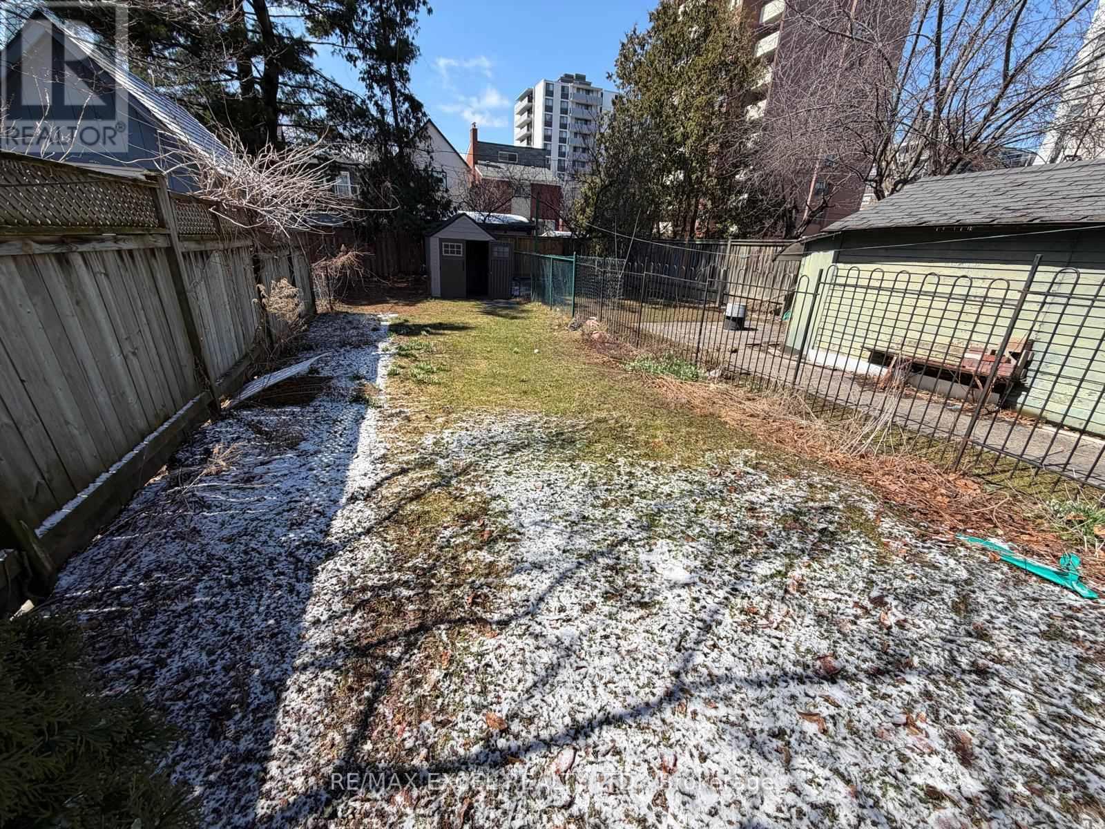 74 Banff Road, Toronto, Ontario  M4S 2V5 - Photo 11 - C12997744