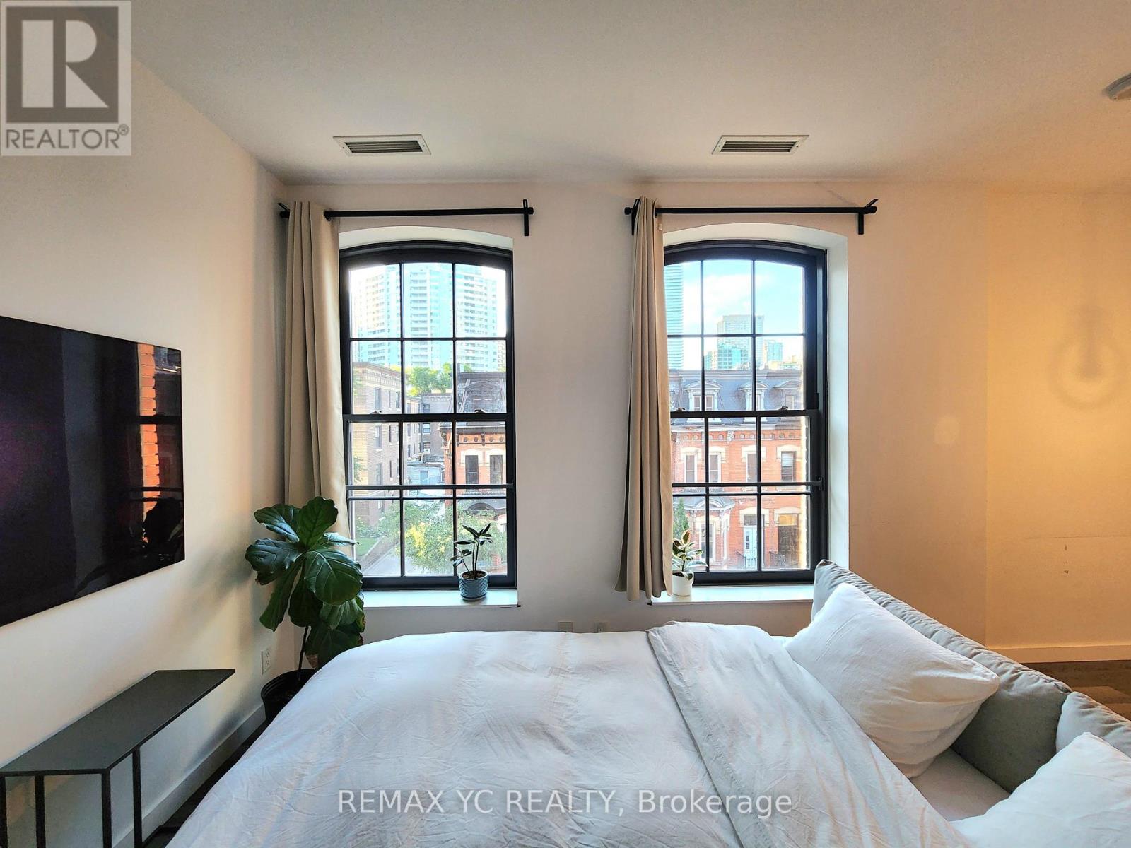 317 - 5 St. Joseph Street, Toronto, Ontario  M4Y 0B6 - Photo 4 - C12997806