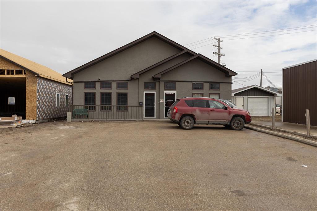 2 9 Main Street, Steinbach, Manitoba