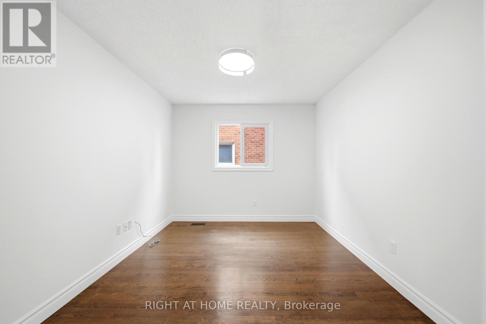 36 Ravenview Drive, Whitby, Ontario L1R 1Y2 - Photo 13 - E12997720