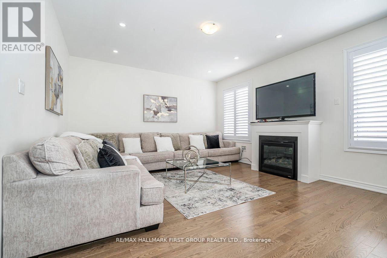 5 Toulouse Street, Whitby, Ontario  L1P 0J2 - Photo 11 - E12997754