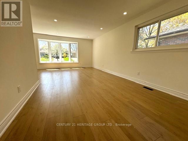 Main Floor - 8 Devins Drive, Aurora, Ontario  L4G 2Z1 - Photo 12 - N12997722