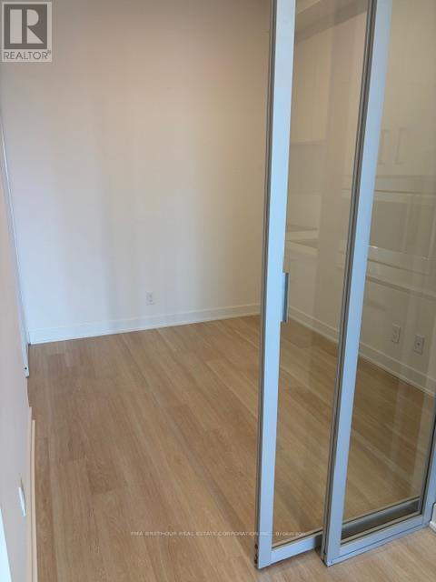 2510 - 50 Upper Mall Way, Vaughan, Ontario  L4J 0L8 - Photo 8 - N12997760