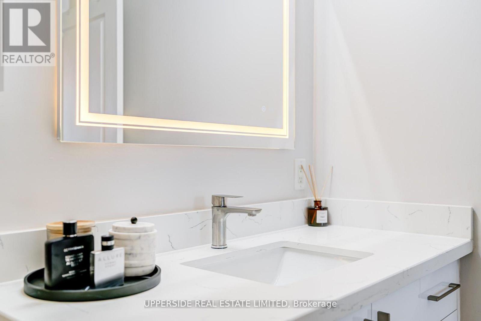 Ph05 - 85 North Park Rd Road, Vaughan, Ontario  L4J 0H9 - Photo 17 - N12997790