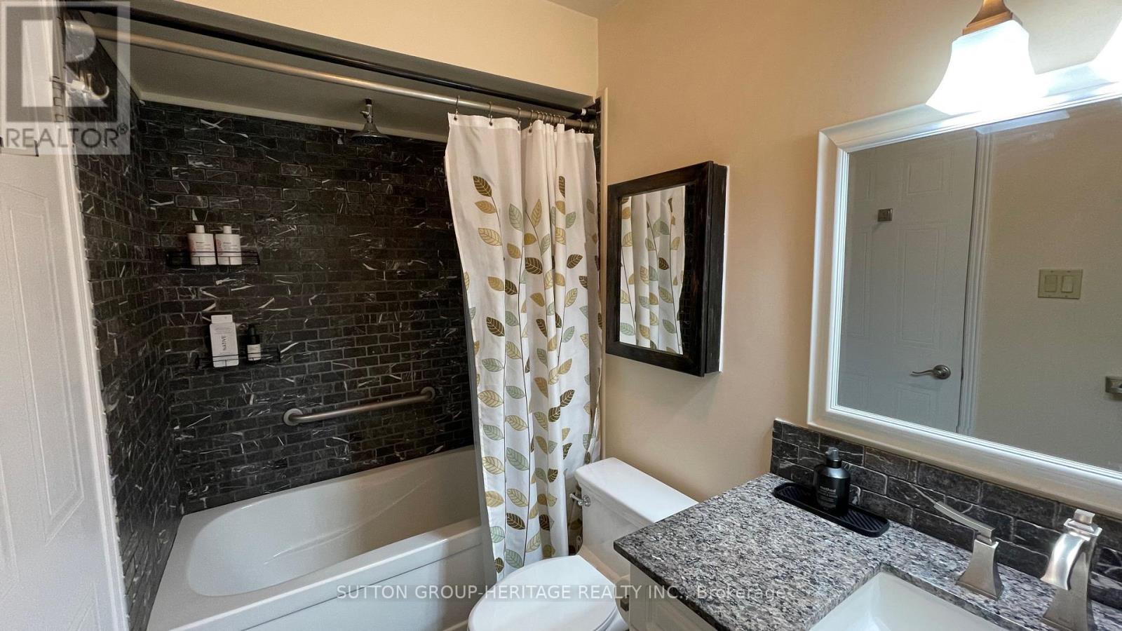 3 - 492 Laclie Street, Orillia, Ontario  L3V 7V2 - Photo 26 - S12997820