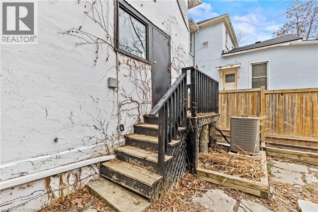 196 King Street, St. Catharines, Ontario  L2R 3J7 - Photo 15 - 40820769