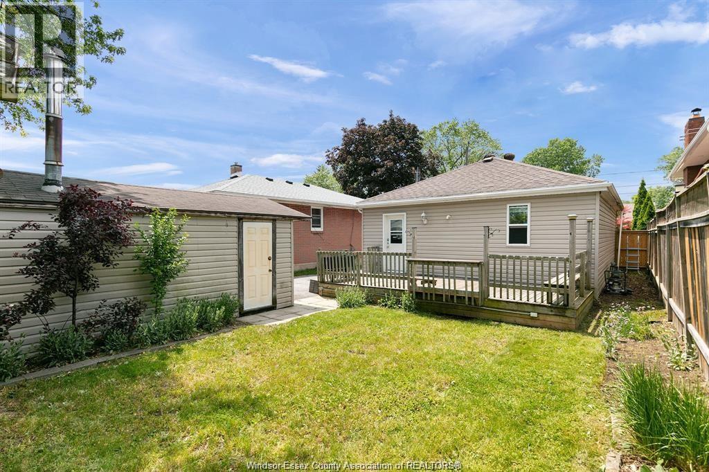 2460 Arthur Road, Windsor, Ontario  N9W 4V7 - Photo 4 - 26008073