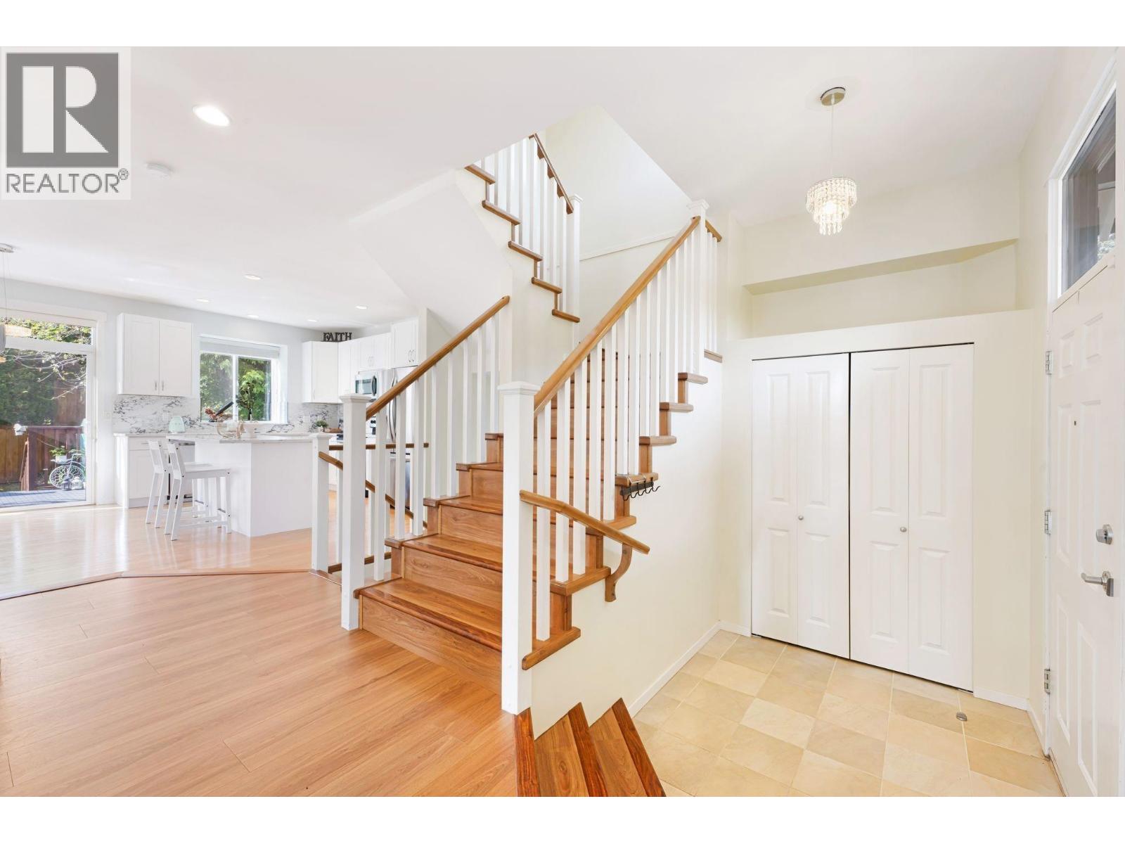 513 Forest Parkway, Port Moody, British Columbia  V3H 5M5 - Photo 9 - R3110382