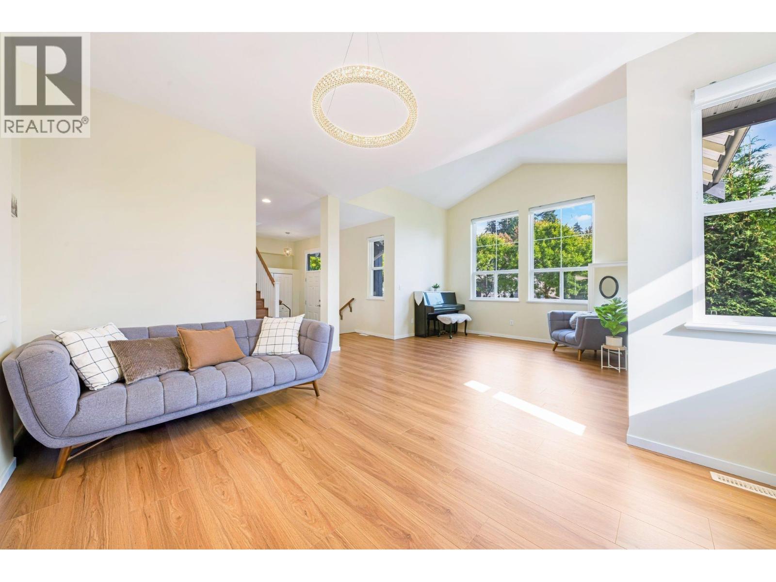 513 Forest Parkway, Port Moody, British Columbia  V3H 5M5 - Photo 3 - R3110382