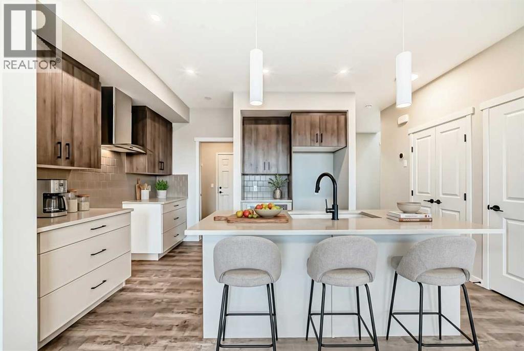 35 Bartlett Crescent Se, Calgary, Alberta  T3S 0P6 - Photo 2 - A2285687