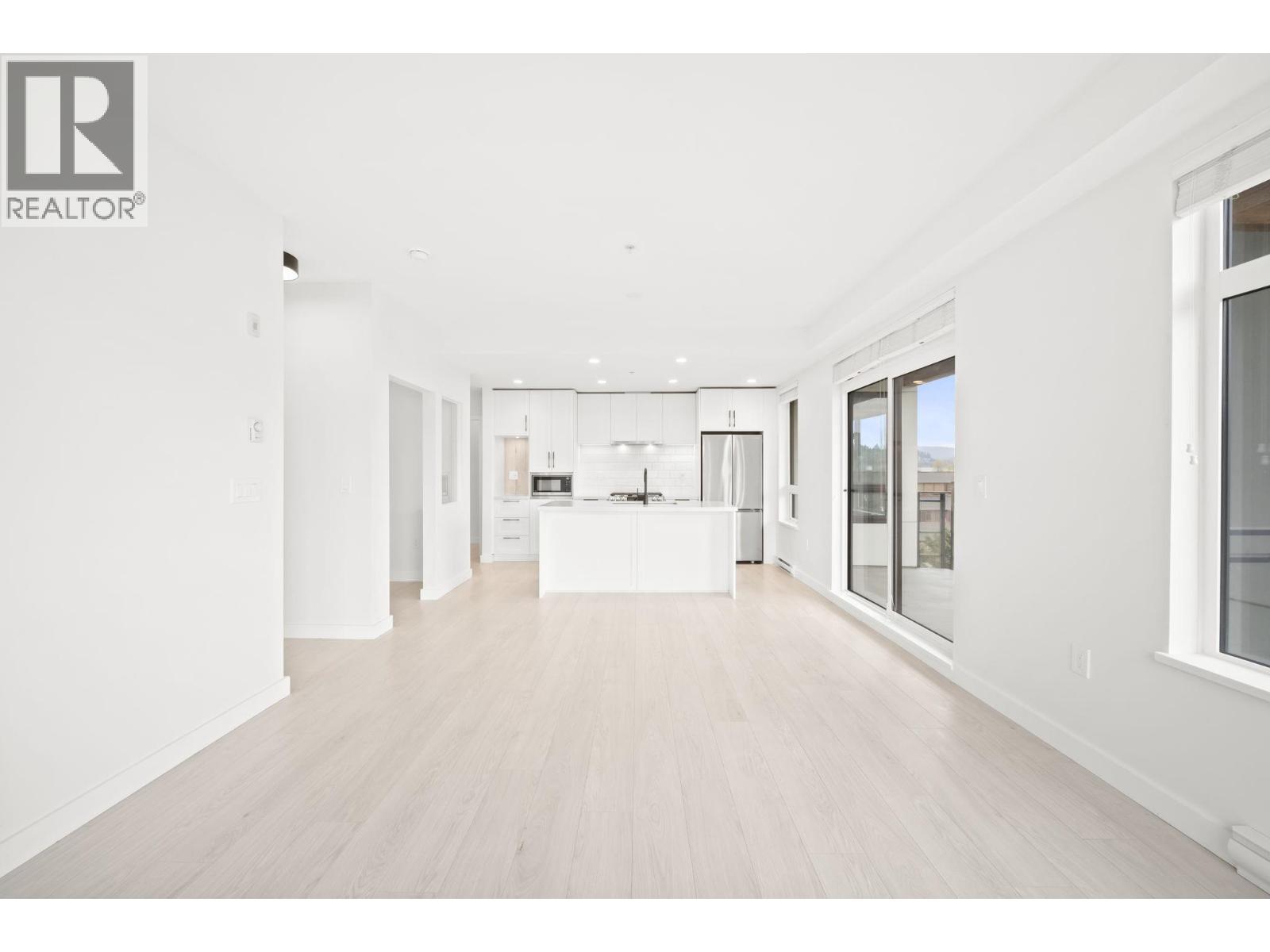 405 3038 St George Street, Port Moody, British Columbia  V3H 0L3 - Photo 8 - R3110753