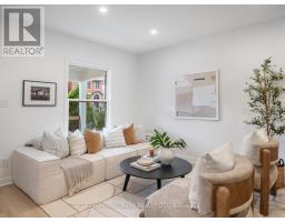 3 WOODVILLE AVENUE, Toronto, Ontario