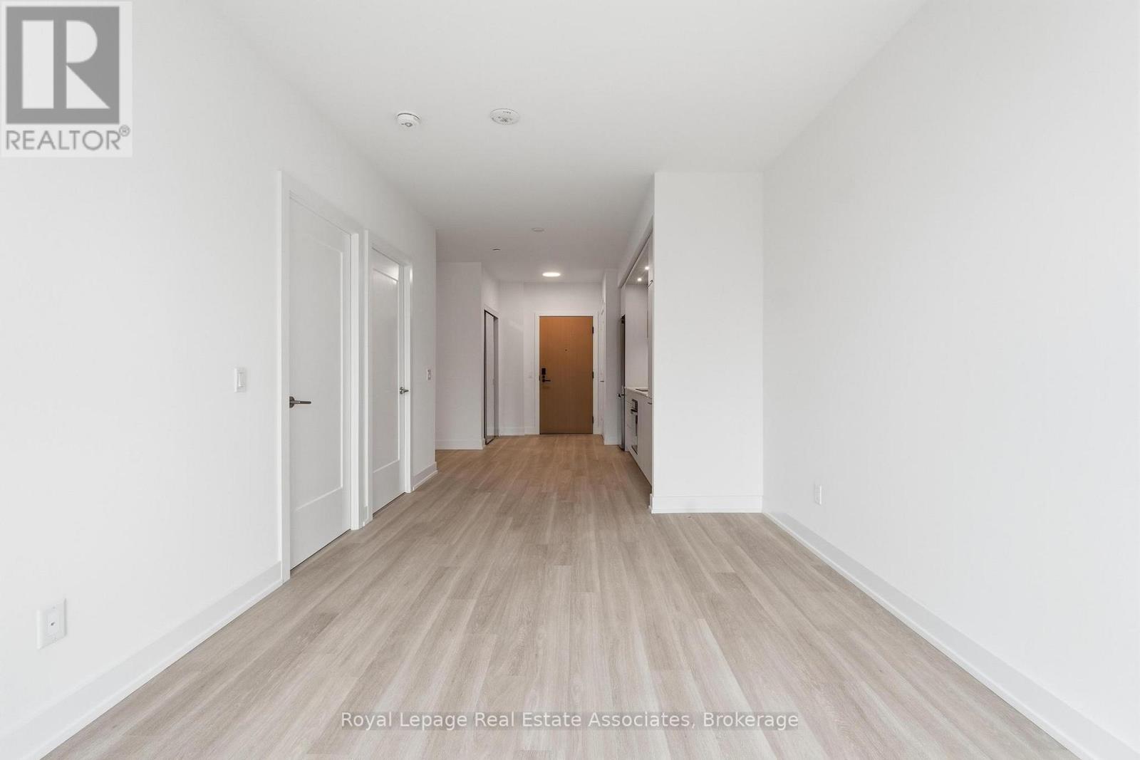 416 - 25 Cordova Avenue, Toronto, Ontario  M9A 0E5 - Photo 10 - W12997774