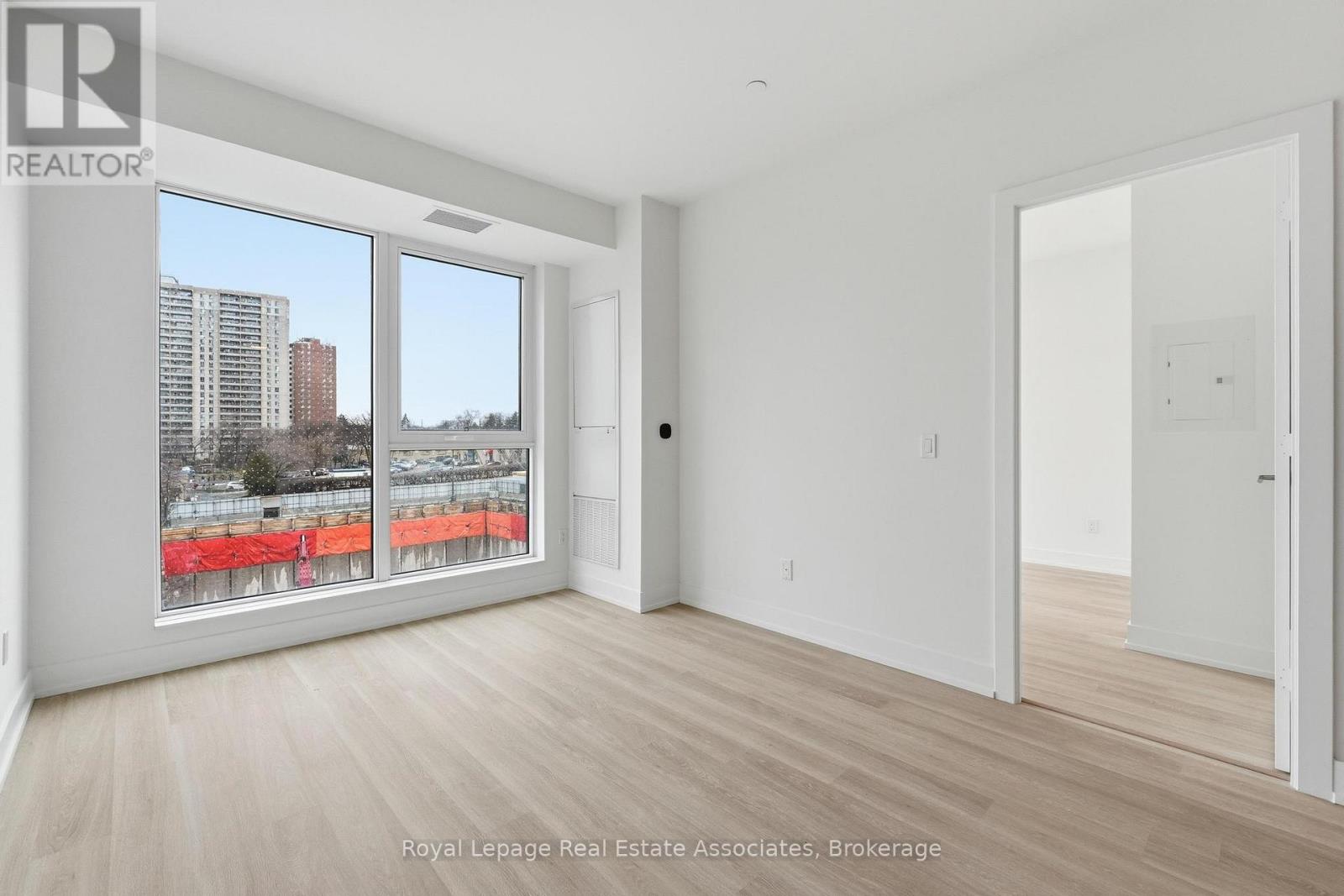 416 - 25 Cordova Avenue, Toronto, Ontario  M9A 0E5 - Photo 8 - W12997774