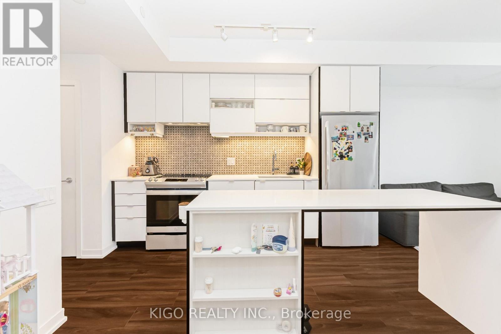 2406 - 4065 Confederation Parkway, Mississauga, Ontario  L5B 0L4 - Photo 12 - W12997776