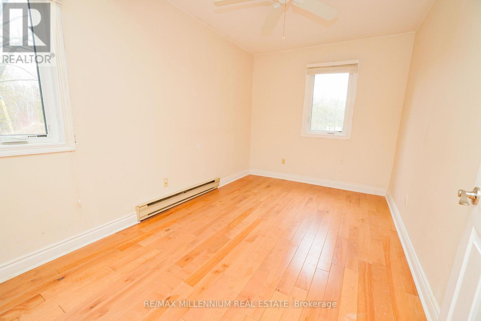 2424 Olde Base Line Road, Caledon, Ontario  L7C 0J3 - Photo 16 - W12997786