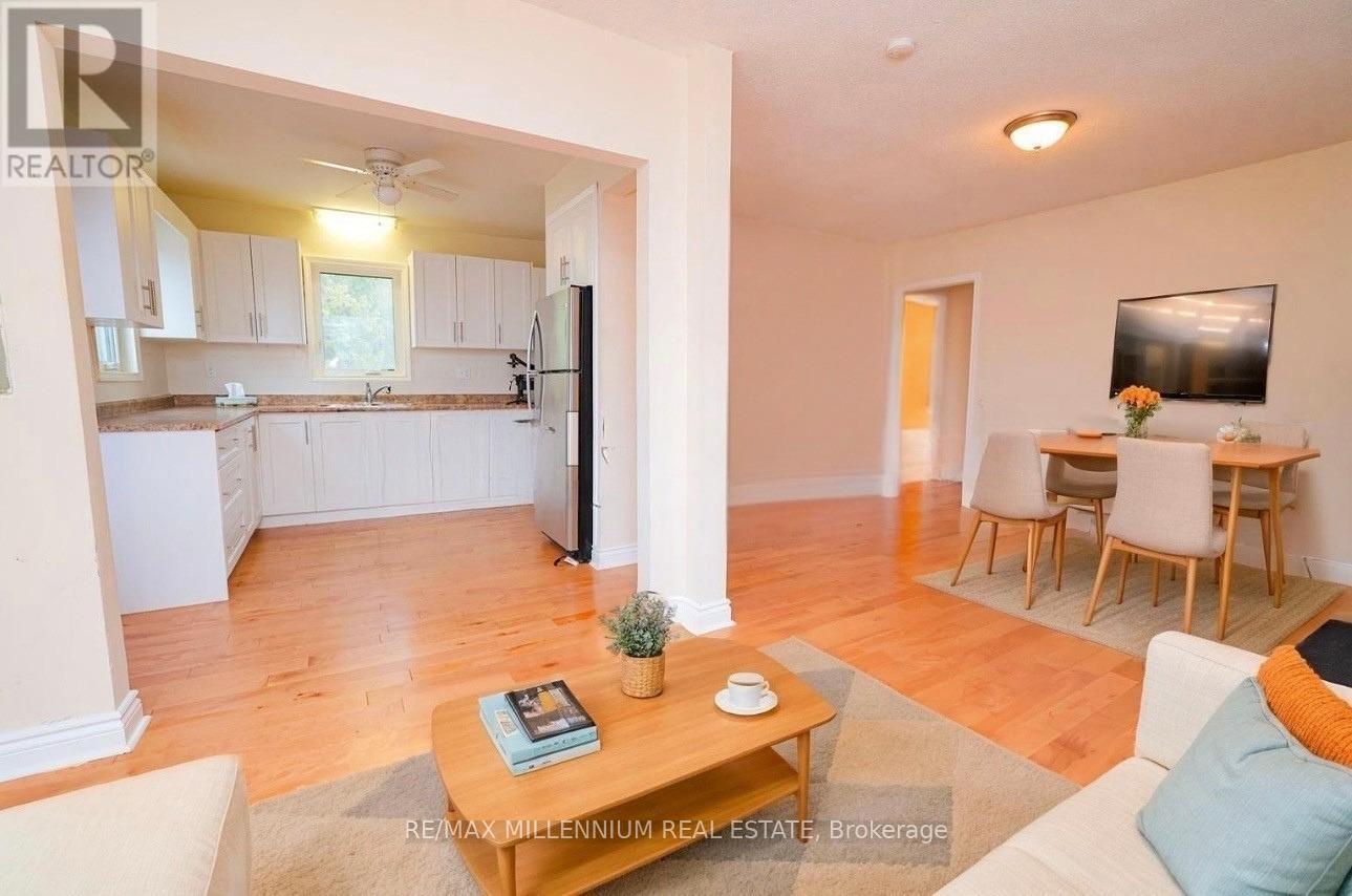 2424 Olde Base Line Road, Caledon, Ontario  L7C 0J3 - Photo 8 - W12997786