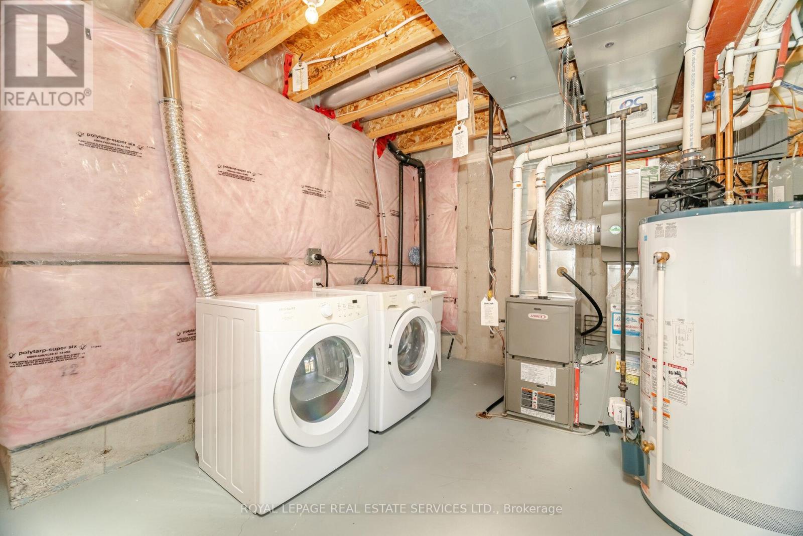 4 - 745 Farmstead Drive, Milton, Ontario  L9T 8B1 - Photo 45 - W12997802