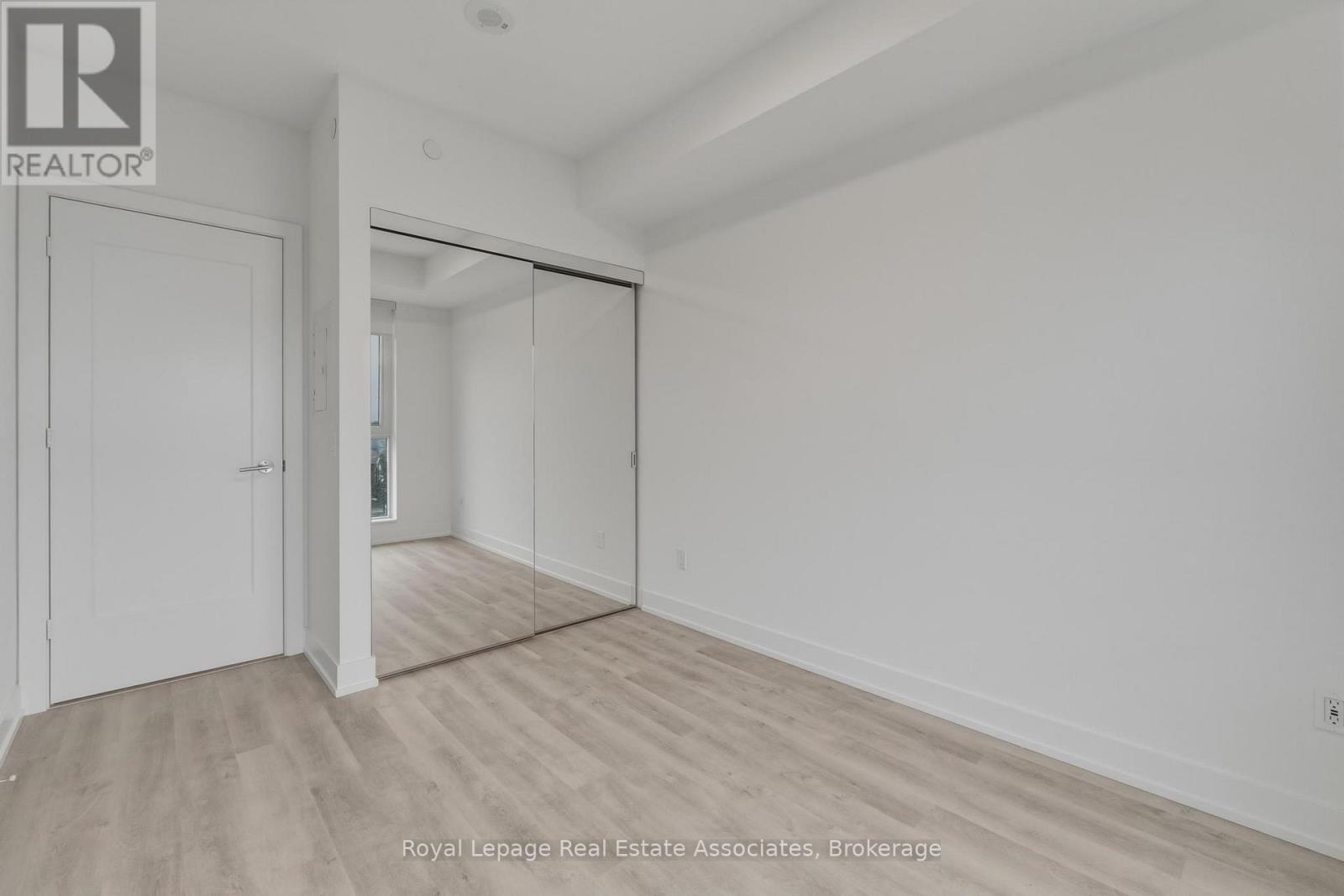 1013 - 25 Cordova Avenue, Toronto, Ontario  M9A 0E5 - Photo 10 - W12997812