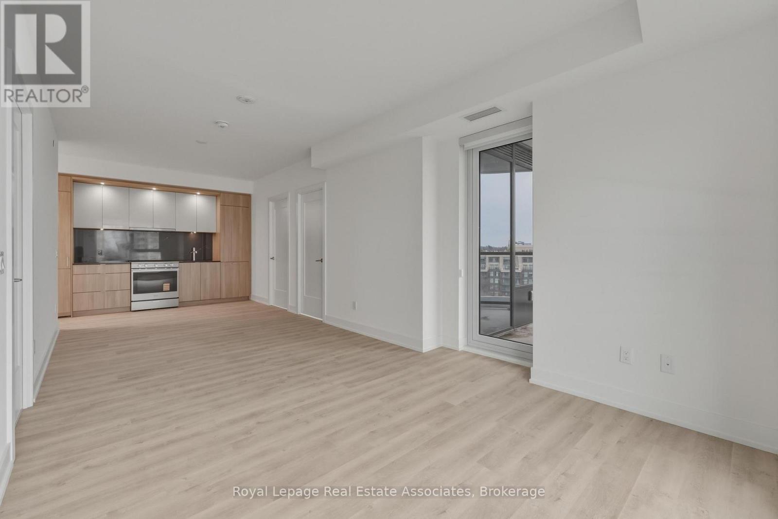 1013 - 25 Cordova Avenue, Toronto, Ontario  M9A 0E5 - Photo 7 - W12997812