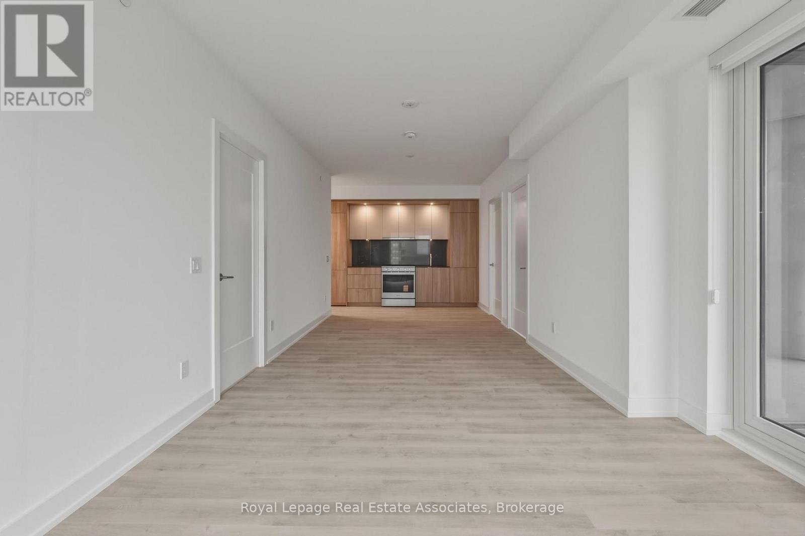 1013 - 25 Cordova Avenue, Toronto, Ontario  M9A 0E5 - Photo 8 - W12997812