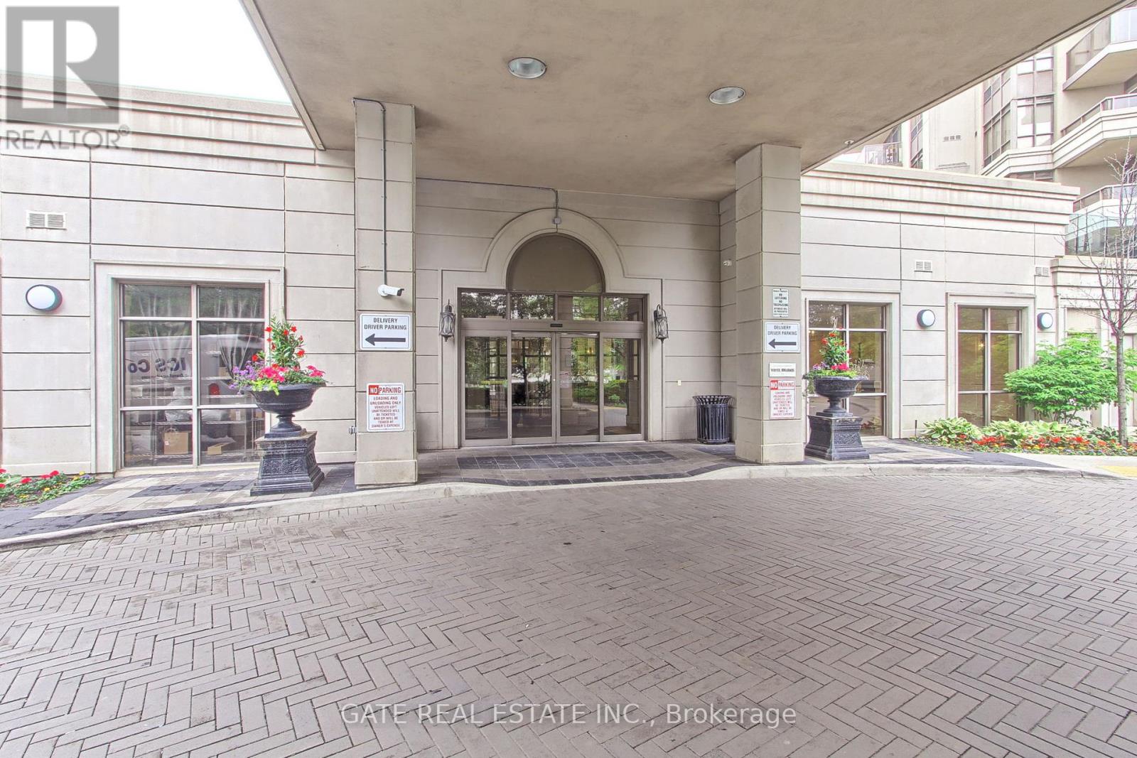 Ph31 - 700 Humberwood Boulevard, Toronto, Ontario  M9W 7J4 - Photo 3 - W12997818