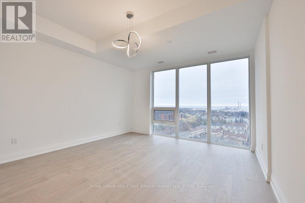 Lph 1807 - 1035 Southdown Road, Mississauga, Ontario  L5J 0A2 - Photo 15 - W12997832