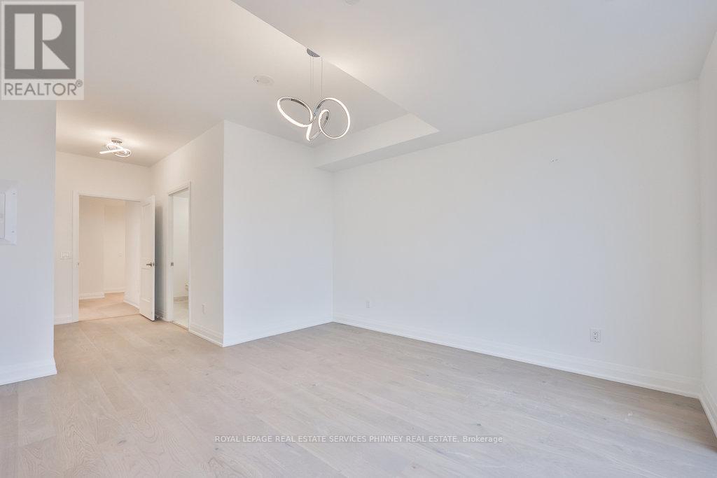 Lph 1807 - 1035 Southdown Road, Mississauga, Ontario  L5J 0A2 - Photo 17 - W12997832