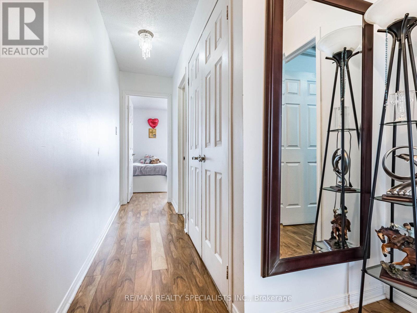 73 Zia Dodda Crescent, Brampton, Ontario L6P 1J6 - Photo 25 - W12997836