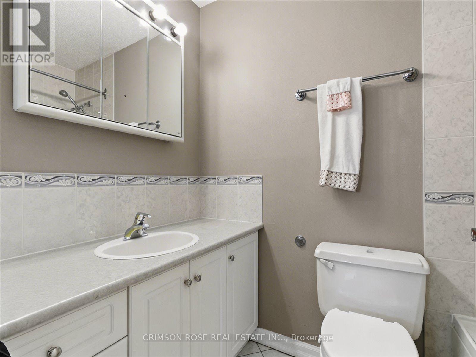 705 - 92 Church Street S, Ajax, Ontario  L1S 6B4 - Photo 8 - E12991634