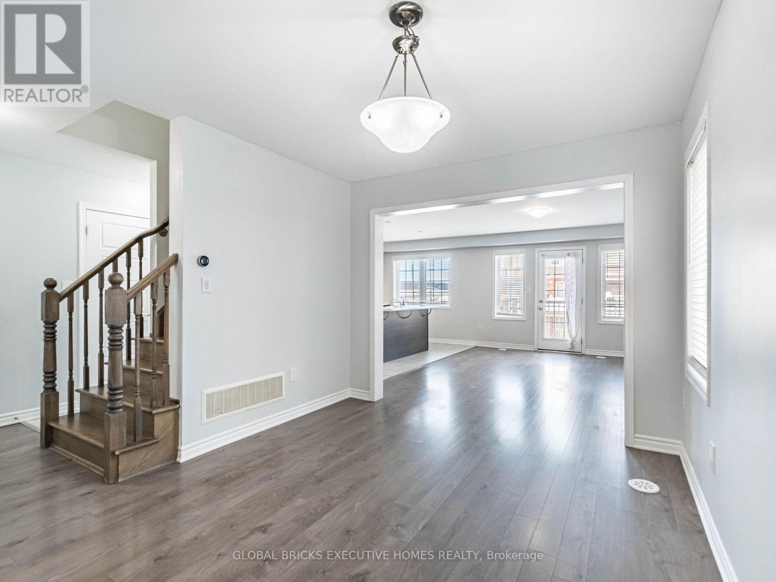 108 Frost Court, Milton, Ontario  L9E 1G4 - Photo 16 - W12793830