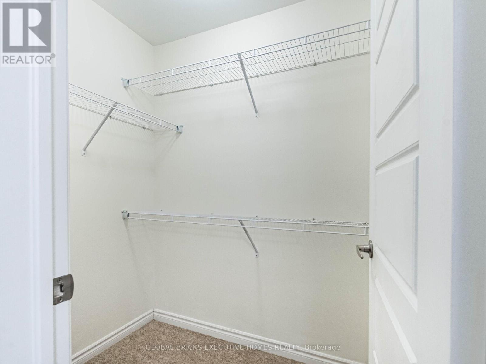 108 Frost Court, Milton, Ontario  L9E 1G4 - Photo 35 - W12793830