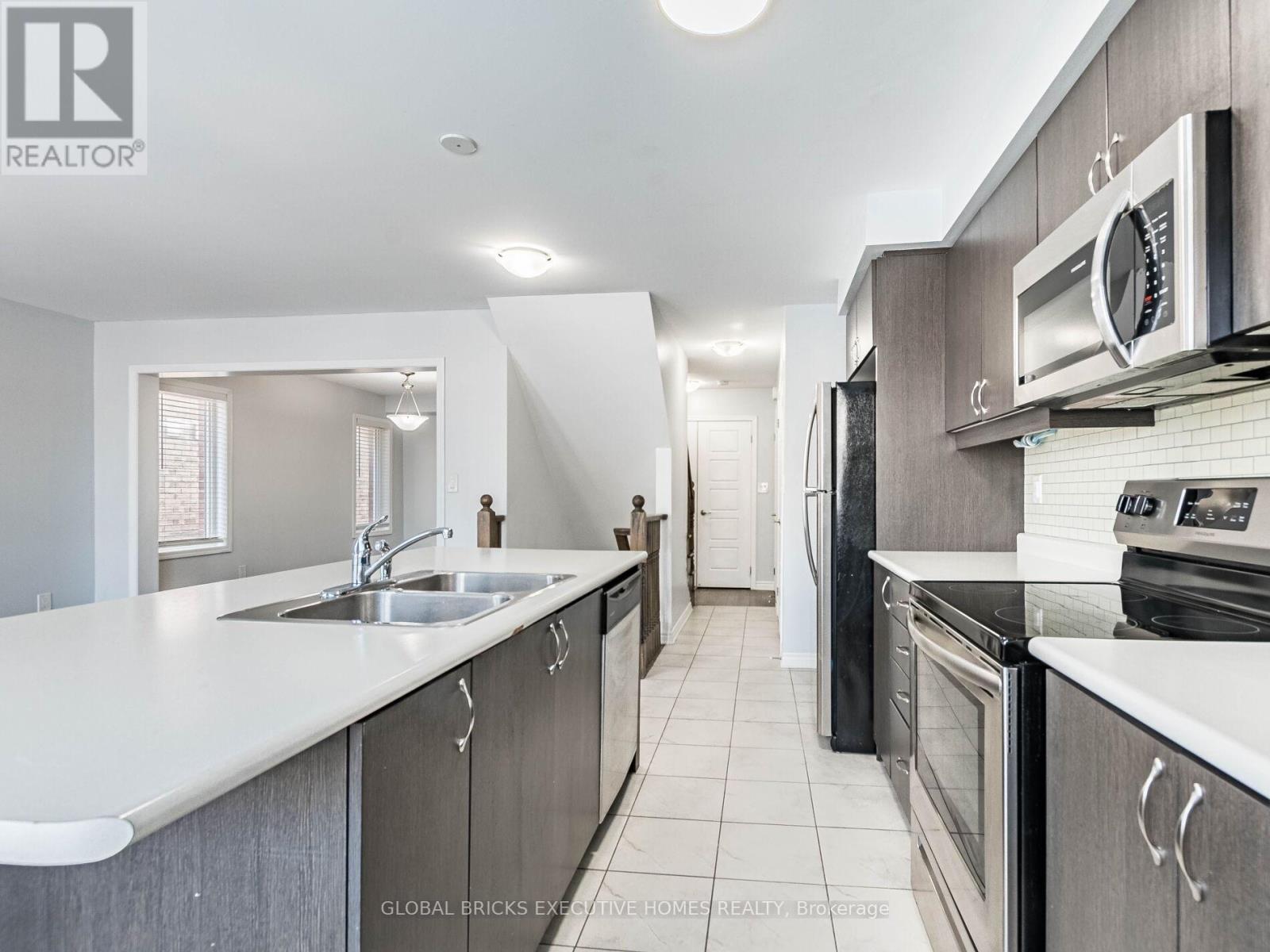 108 Frost Court, Milton, Ontario  L9E 1G4 - Photo 20 - W12793830