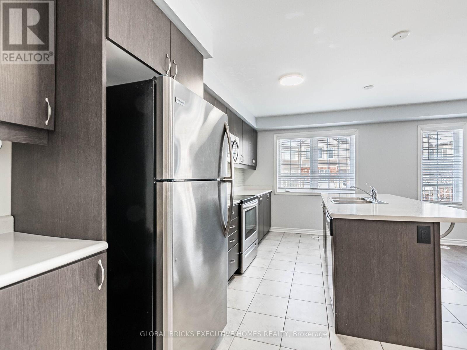 108 Frost Court, Milton, Ontario  L9E 1G4 - Photo 21 - W12793830