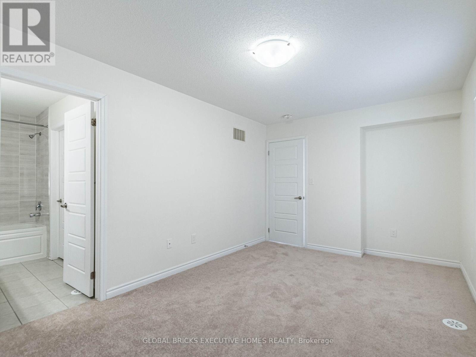 108 Frost Court, Milton, Ontario  L9E 1G4 - Photo 30 - W12793830