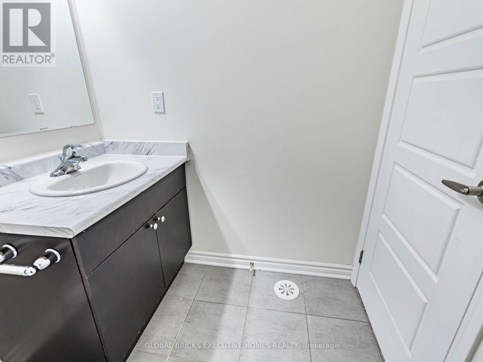 108 Frost Court, Milton, Ontario  L9E 1G4 - Photo 45 - W12793830