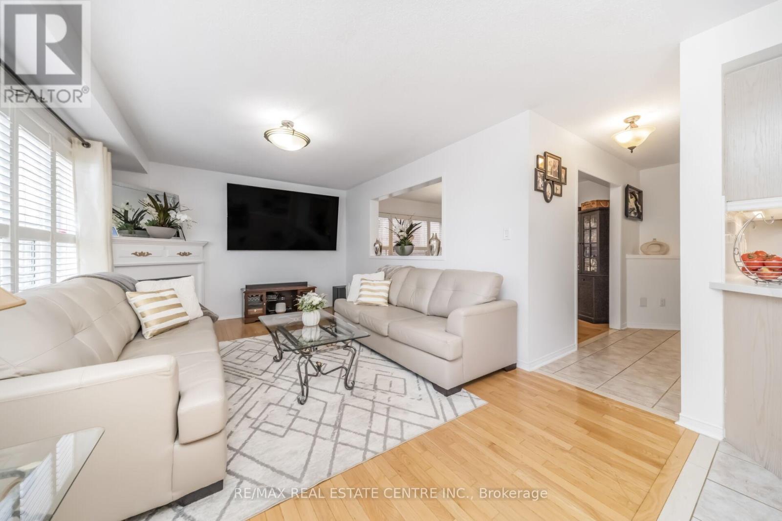 22 Mistycreek Crescent, Brampton, Ontario  L7A 3E8 - Photo 15 - W12990384